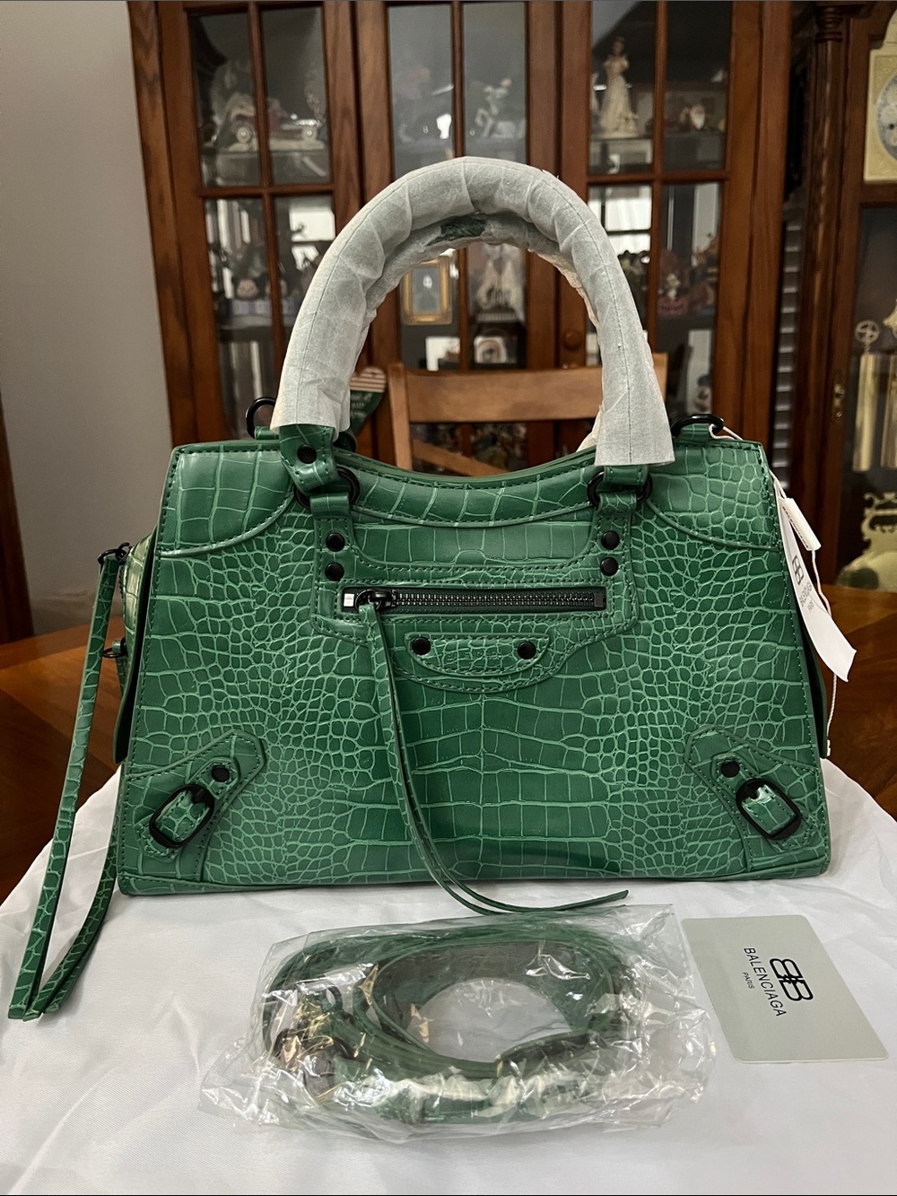 Green Croc-Embossed City Bag with Matching Crossbody Strap!